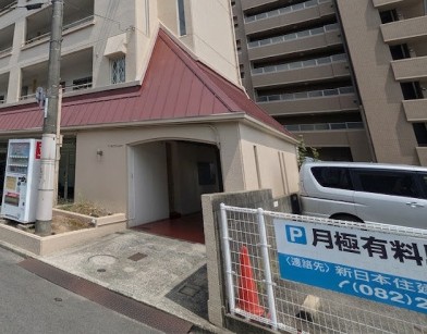 建物エントランス