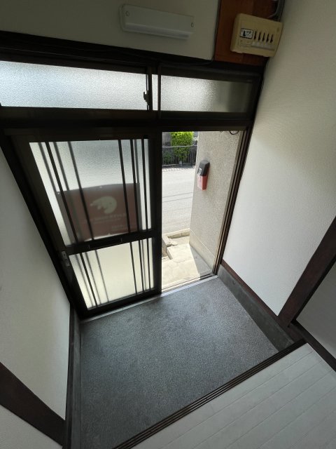 玄関