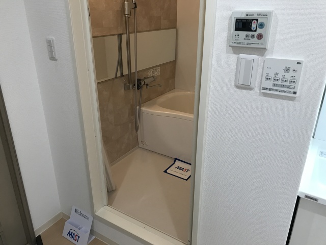 シャワールーム